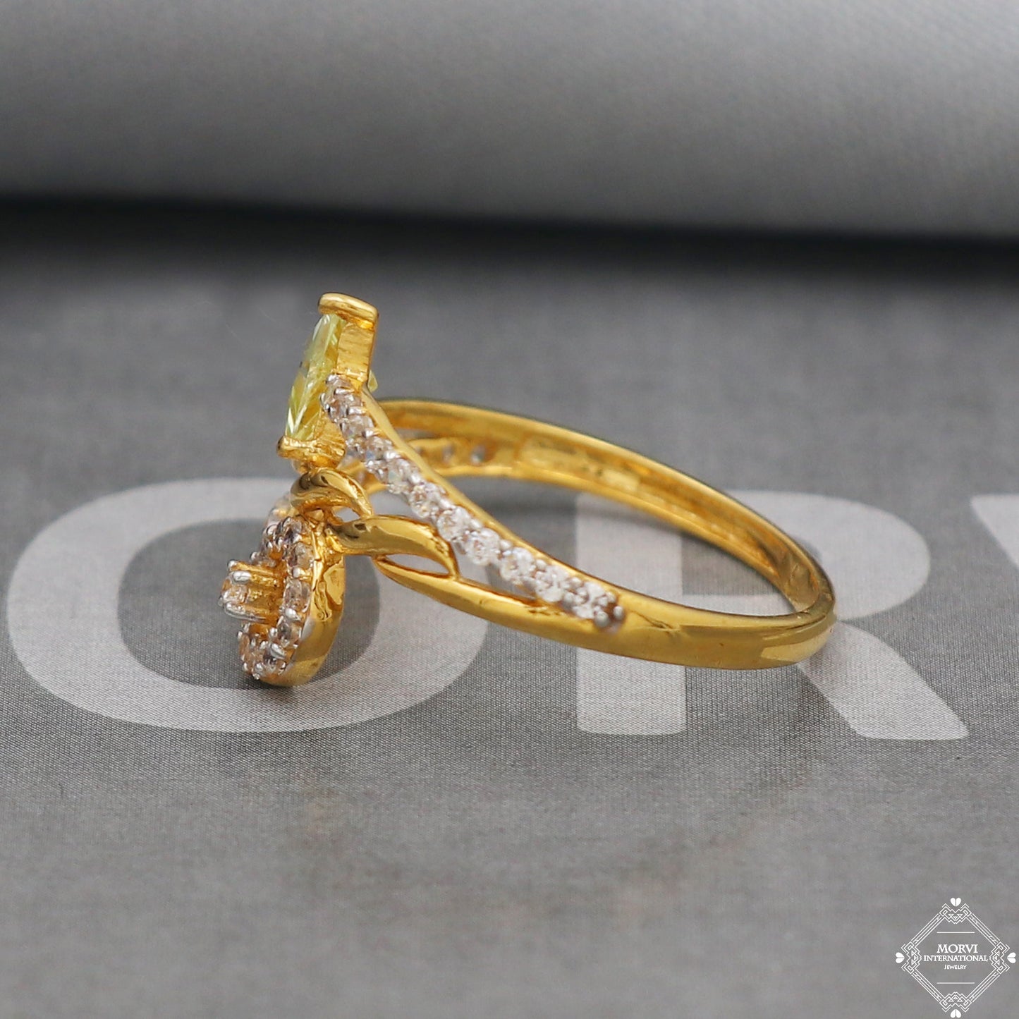 22k Yellow Gold Ring with Zircons, Handmade Indian Gold Ring, K5011