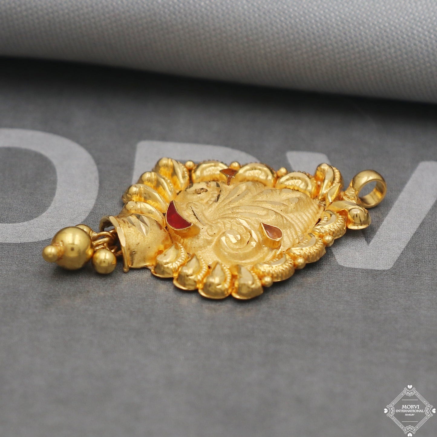 Handmade 22k Yellow Gold Amulet Pendant Necklace Handmade Indian Vintage Antique Design Jewelry, K5046