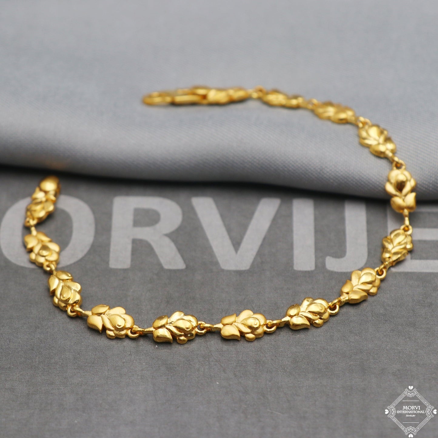 Fabulous 22k Yellow Gold Link Women Bracelet 6.75 inches Indian Handmade Women Jewelry, K5355