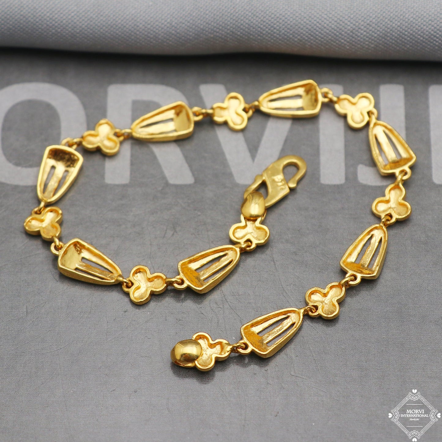 Fabulous 22k Yellow Gold Link Women Bracelet 7 inches Indian Handmade Women Jewelry, K5356